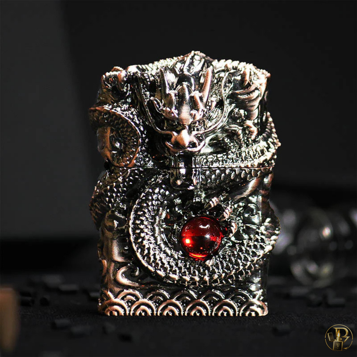 Armored Dragon Lighter