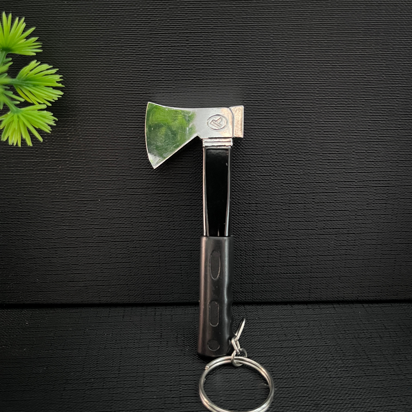 Wood-Chopping Axe <New>